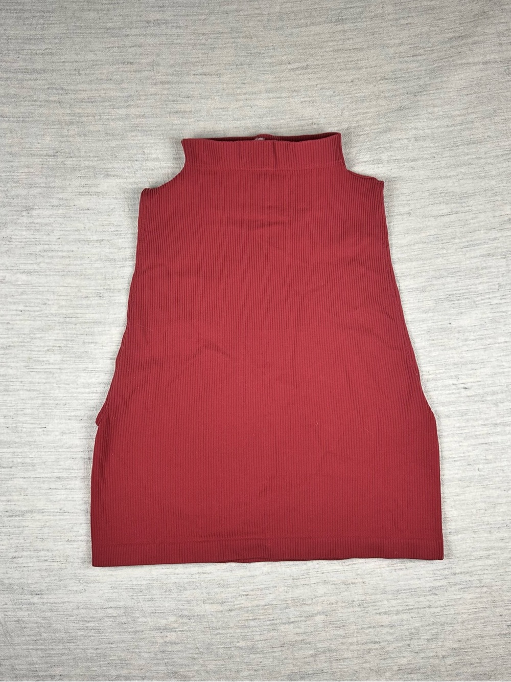 FARM Rio Red Ribbed Mock Neck Sleeveless Tank Top - Picture 2 of 5